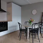 Viihtyisae Kaksio Keskuskentaen Vieressae