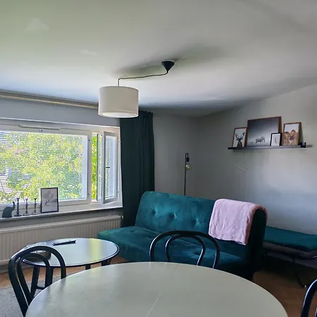 Apartament Viihtyisae Kaksio Keskuskentaen Vieressae