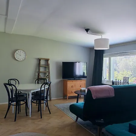 Viihtyisae Kaksio Keskuskentaen Vieressae Apartament
